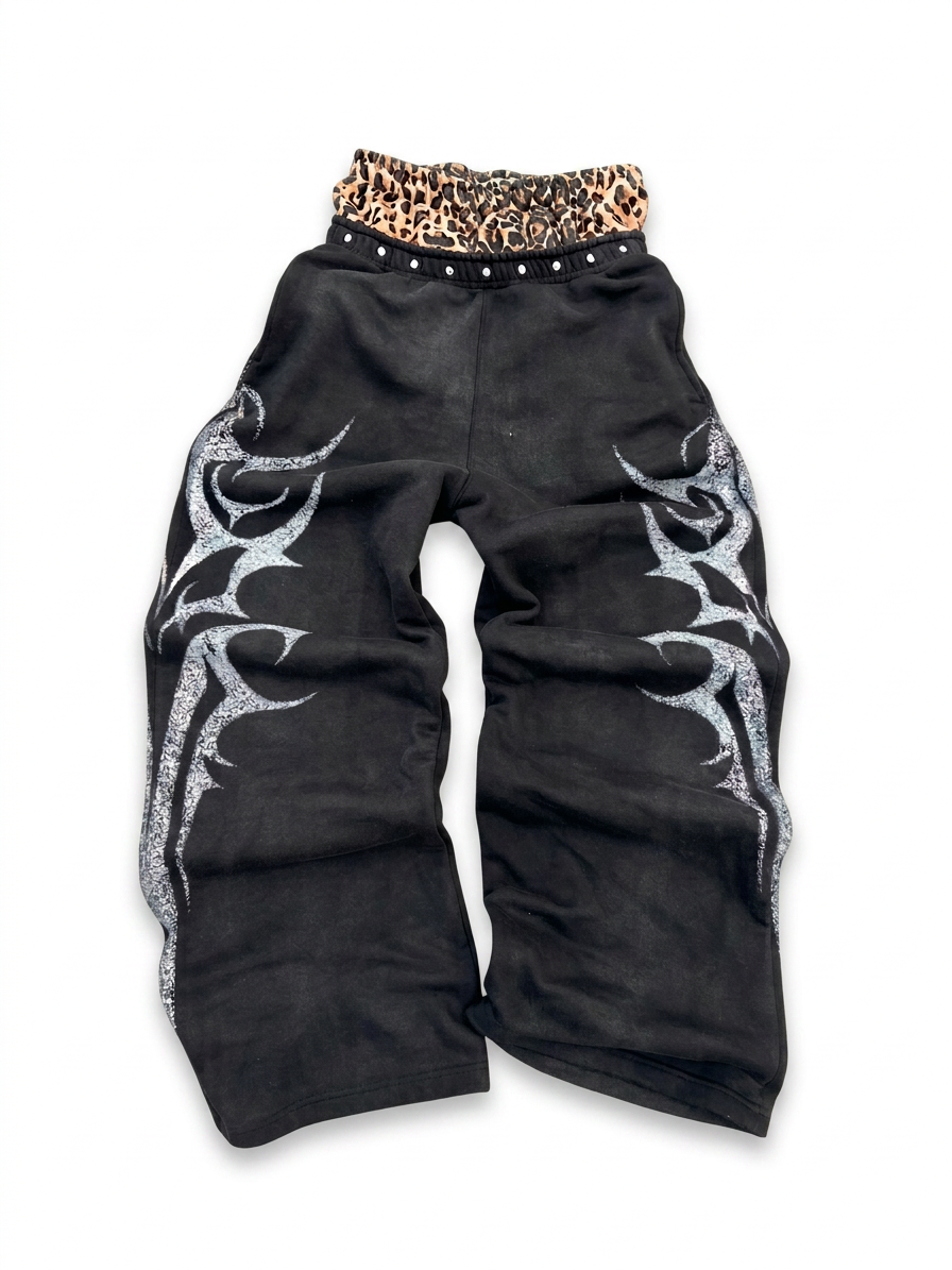 "Tribal Uno" sweatpants